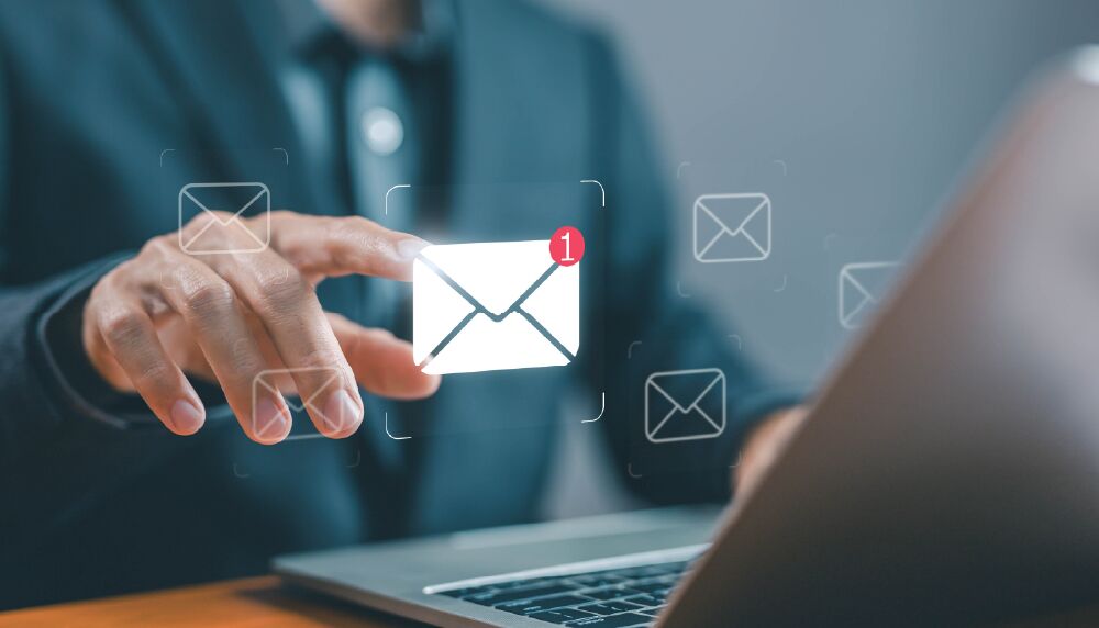 Digital & Omnichannel Outreach